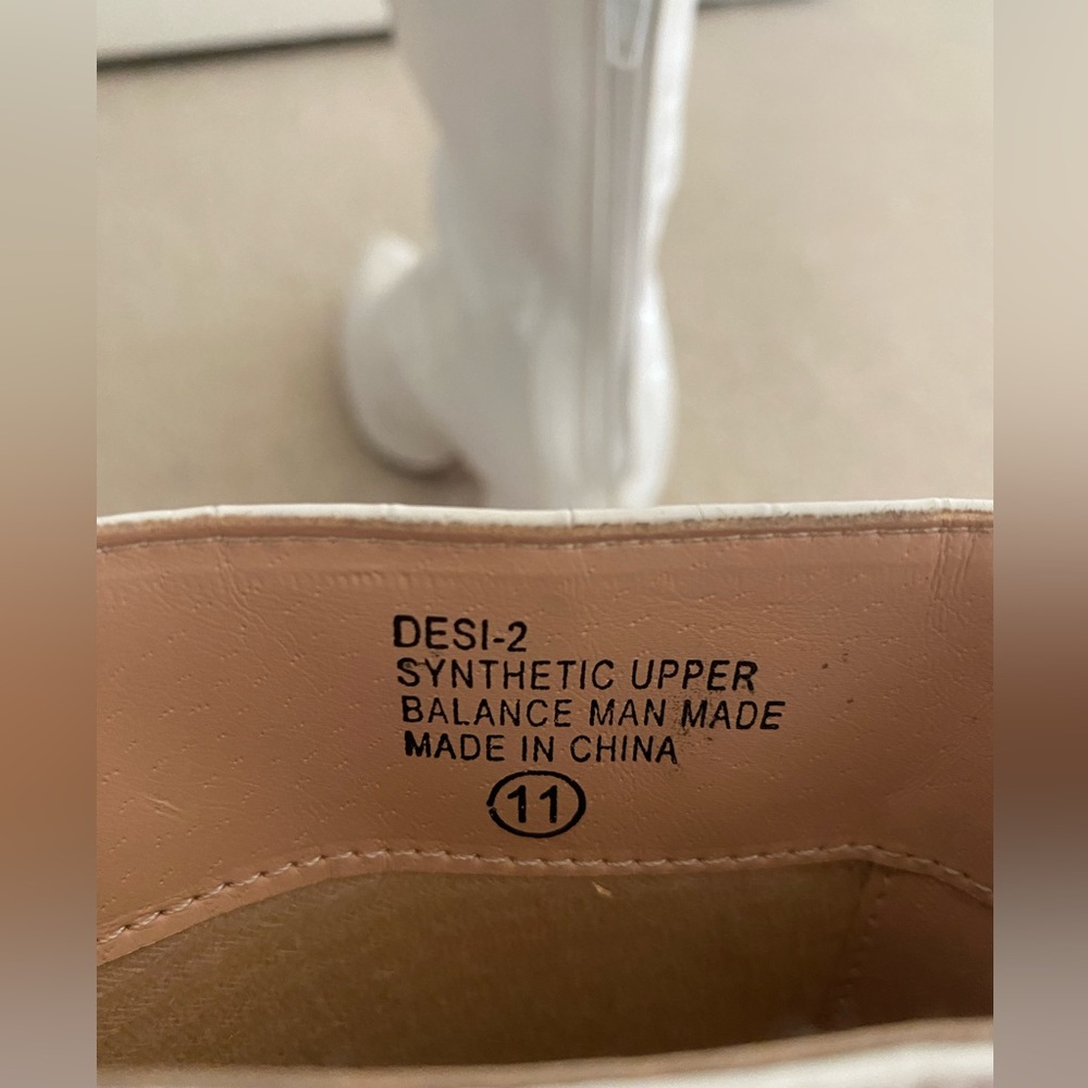 fashion nova white heeled boots - Picture 4 of 5